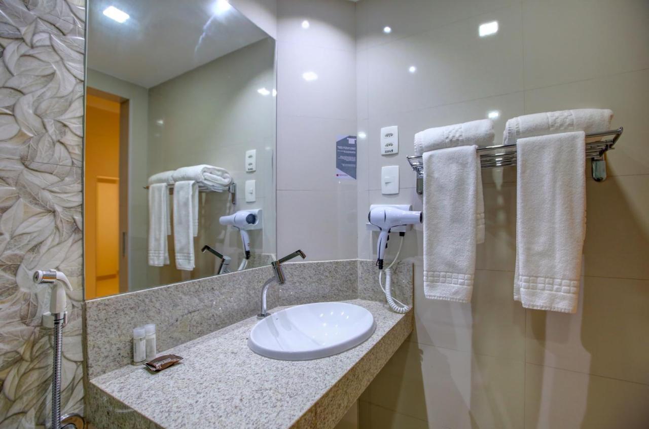Novares Hotel Goiania Exterior photo